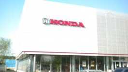 Автосалон Honda-05