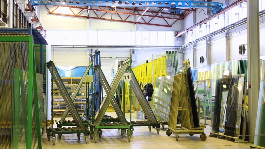 Компания СОФОС провела экскурсию для старшеклассников.